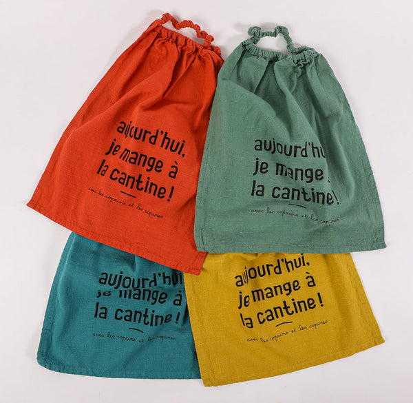 Lot de 4 bavoirs je mange à la cantine
