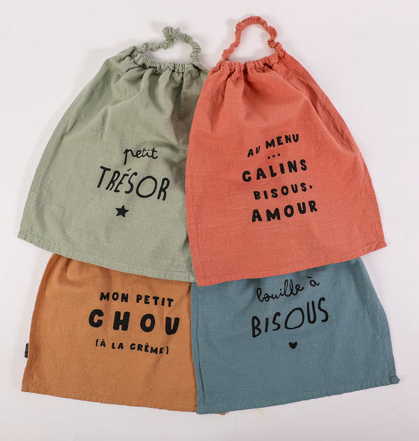 Lot de 4 bavoirs petit trésor