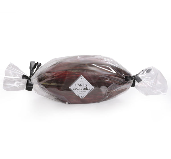 CABOSSE EN CHOCOLAT ET SA GARNITURE DE FEUILLANTS D'OR
