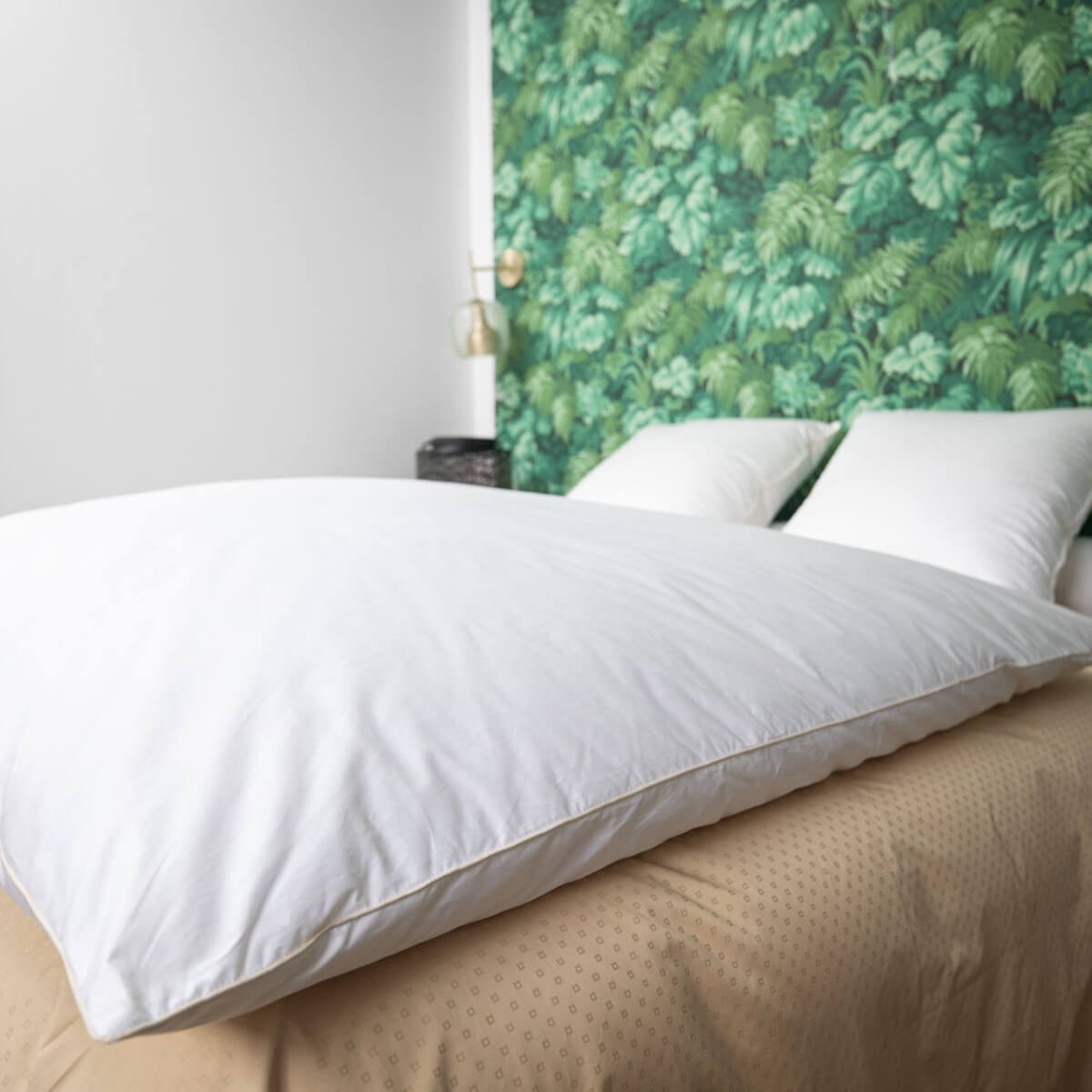 Inflatable quilt white organic cotton